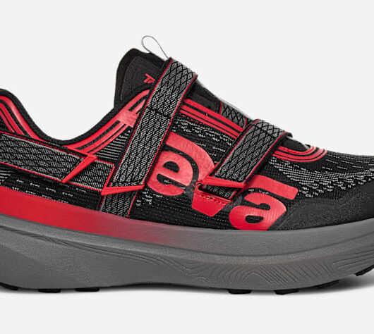 Men's TEVA Aventrail Trail Running Shoes in Black/Charcoal, Size 6